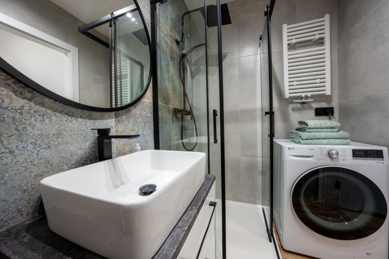Rodzinne Apartamenty Bardzo Blisko Plazy Rewal Esterno foto
