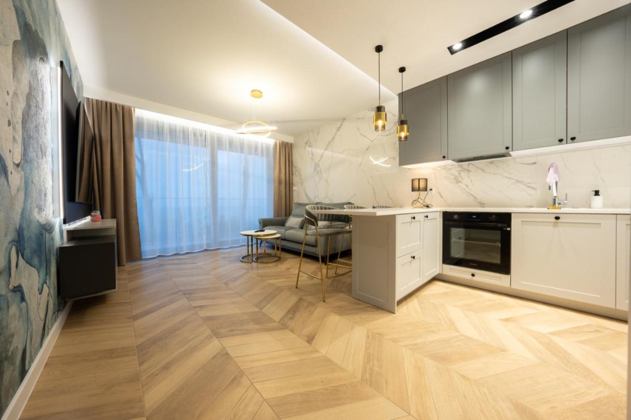 Rodzinne Apartamenty Bardzo Blisko Plazy Rewal Esterno foto