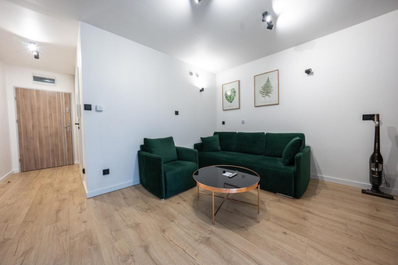 Rodzinne Apartamenty Bardzo Blisko Plazy Rewal Esterno foto