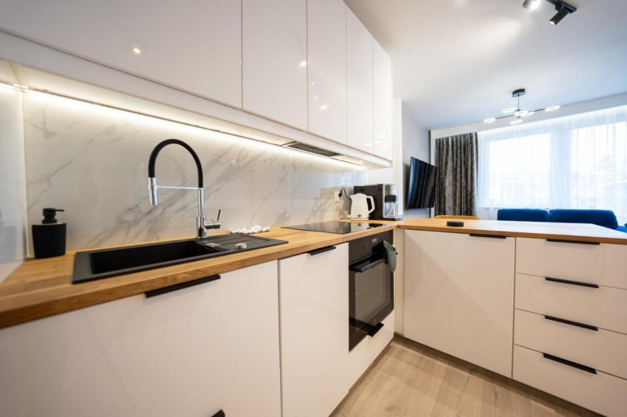 Rodzinne Apartamenty Bardzo Blisko Plazy Rewal Esterno foto