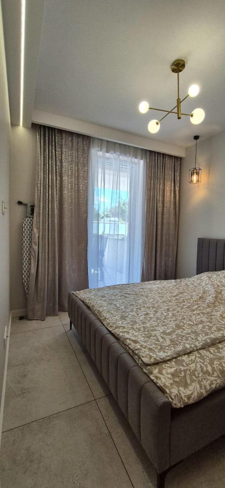 Rodzinne Apartamenty Bardzo Blisko Plazy Rewal Esterno foto